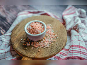 Best Himalayan Pink Salt in India to Bring Health to your Meals (2024)
