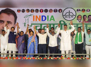 West Singhbhum: Congress leader Rahul Gandhi with Jharkhand CM Champai Soren, JM...