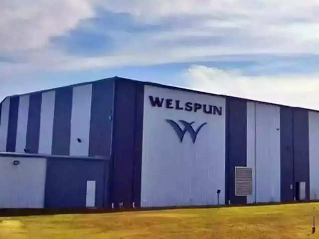 Buy Welspun Corp at Rs 590
