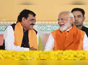 Khargone: Prime Minister Narendra Modi with MP B...