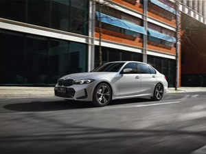 BMW introduces a new model of luxury car! The 3 Series Gran Limousine can travel 100 km per hour:Image
