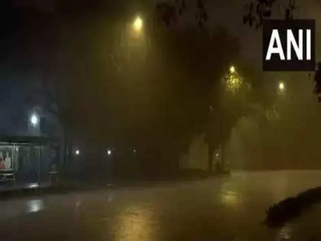 India News Live Updates: Thunderstorm and rains in parts of Delhi NCR