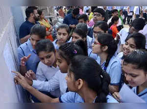 The much-awaited results of the Class 10 board exams for the year 2024 are about to be unveiled by the Directorate of Government Examinations (DGE) Tamil Nadu. Scheduled for release on Friday, May 10, 2024, at 9:30 am, the results will be announced through a press conference. After the announcement, students can check their results on the official website, tnresults.nic.in. Let's dive into the details of how to access and interpret your TN Board Class 10th results.