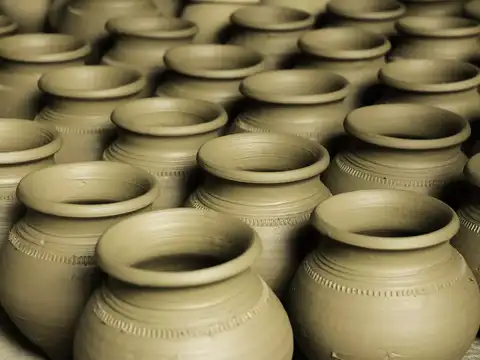 ​Earthen Pot​