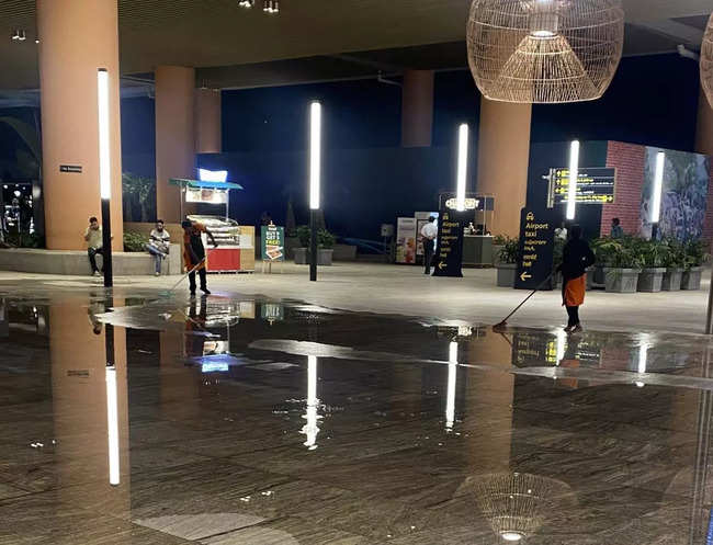 Bengaluru Airport faces water leakage amid heavy rainfall, disrupts operations of 17 flights