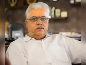 Delhi Court refuses to extend Supertech Chairman RK Arora's Interim bail, directs him to surrender o:Image