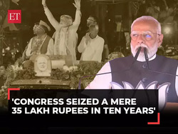 'In ten years, a staggering ?2200 crore seized': PM Modi draws parallel to Cong in Hajipur