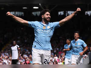 Premier League -  Fulham v Manchester City