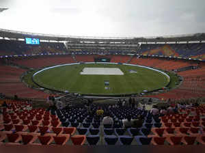 Rain washes out Gujarat's slim hopes of IPL playoffs while Kolkata assured of a top 2 spot