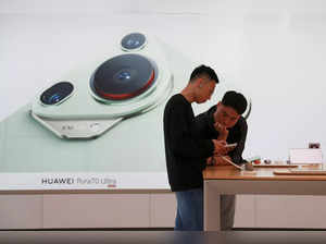 Huawei flagship store in Shanghai