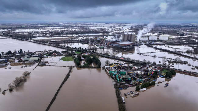 Flood alert across UK, people warned against travel. Why does UK experience extreme weather conditions?