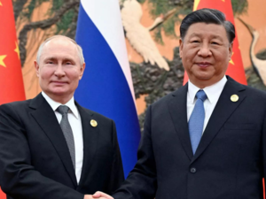 Xi, Putin hail ties as 'stabilising' force:Image