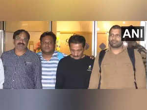 Arrested accused in Ghatkopar billboard collapse brought to Mumbai:Image