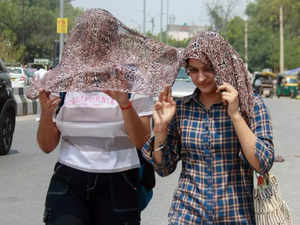 Heatwave grips India
