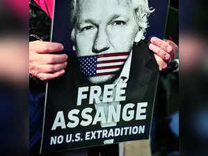 Trial in London to Start Today, Assange Stares at US Extradition