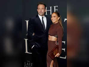 Jennifer Lopez, Ben Affleck back together amid divorce speculations? Here's the truth