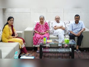 Arvind Kejriwal parents