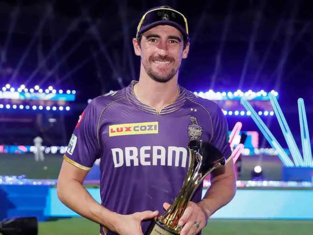 Ultimate Fantasy Player of the Match (1 lakh) 