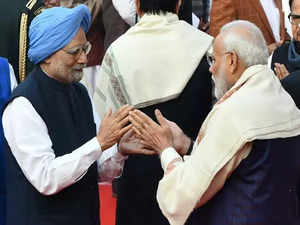 'Modi ji first Prime Minister to lower gravity of PM Office': Manmohan Singh