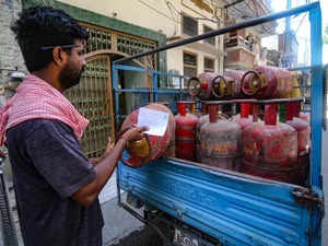 Oil marketing companies reduce prices of commercial LPG cylinders by Rs 69.50