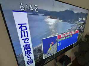 Earthquakes shake Japanese region, collapse 2 homes that were damaged in deadly January quake