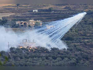 Rights group accuses Israel of hitting residential buildings with white phosphorous in Lebanon