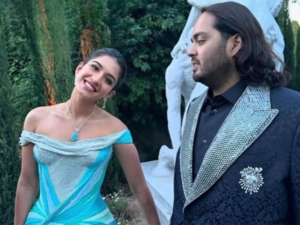 Radhika Merchant's princess look in blue gown with Anant Ambani goes viral: Check unseen pics from l:Image