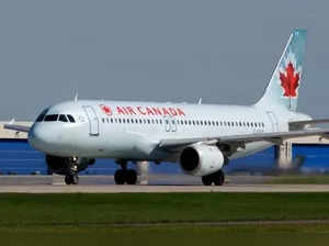 Why did Air Canada Boeing emit flames immediately after take-off from Toronto? Watch video