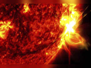 What will happen when Sun's magnetic field flips? How will it affect Earth? Will it be dangerous? This is what NASA has said