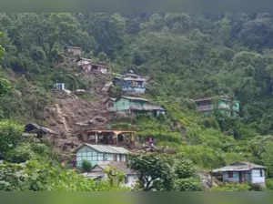 Sikkim govt seeks IAF's assistance to airlift 1,400 stranded tourists