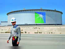 War, Money, Oil and the Shaping of Aramco’s Giant Share Sale