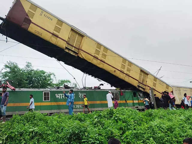 Kanchanjunga Express: Multiple dead in train accident