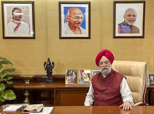 **EDS: IMAGE VIA @HardeepSPuri** New Delhi: Union Minister Hardeep Singh Puri du...