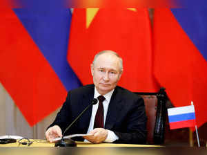 Russian President Vladimir Putin visits Vietnam