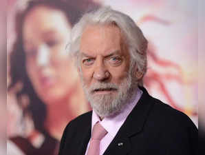 Who was Donald Sutherland? Legendary actor known for 'Hunger Games' and M*A*S*H dies. Know about him in detail