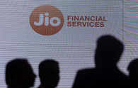 Reliance shareholders approve retail unit's $4 billion lease to Jio Financial