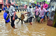 Assam flood situation improves, over 2 lakh hit
