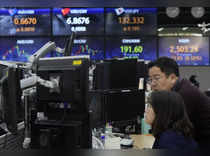 Asia stocks down, yen slump keeps markets on intervention alert
