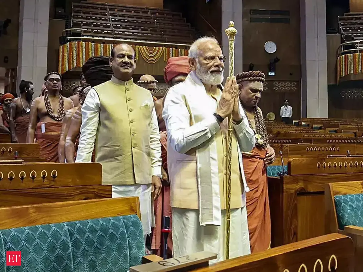 Sengol brought in Parliament - Sengol Politics: What is a Sengol? Why ...