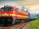 Engine, few coaches of Ernakulam-Tata Nagar Express detach from main train in Thrissur