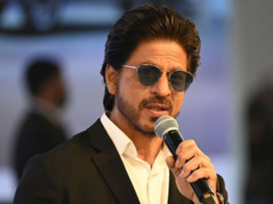 When Shah Rukh Khan's favourite black gypsy was taken away as he could not pay EMI's:Image