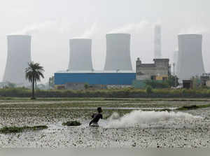 FILE PHOTO: Indian coal-based power plant
