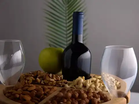 ​Nuts​