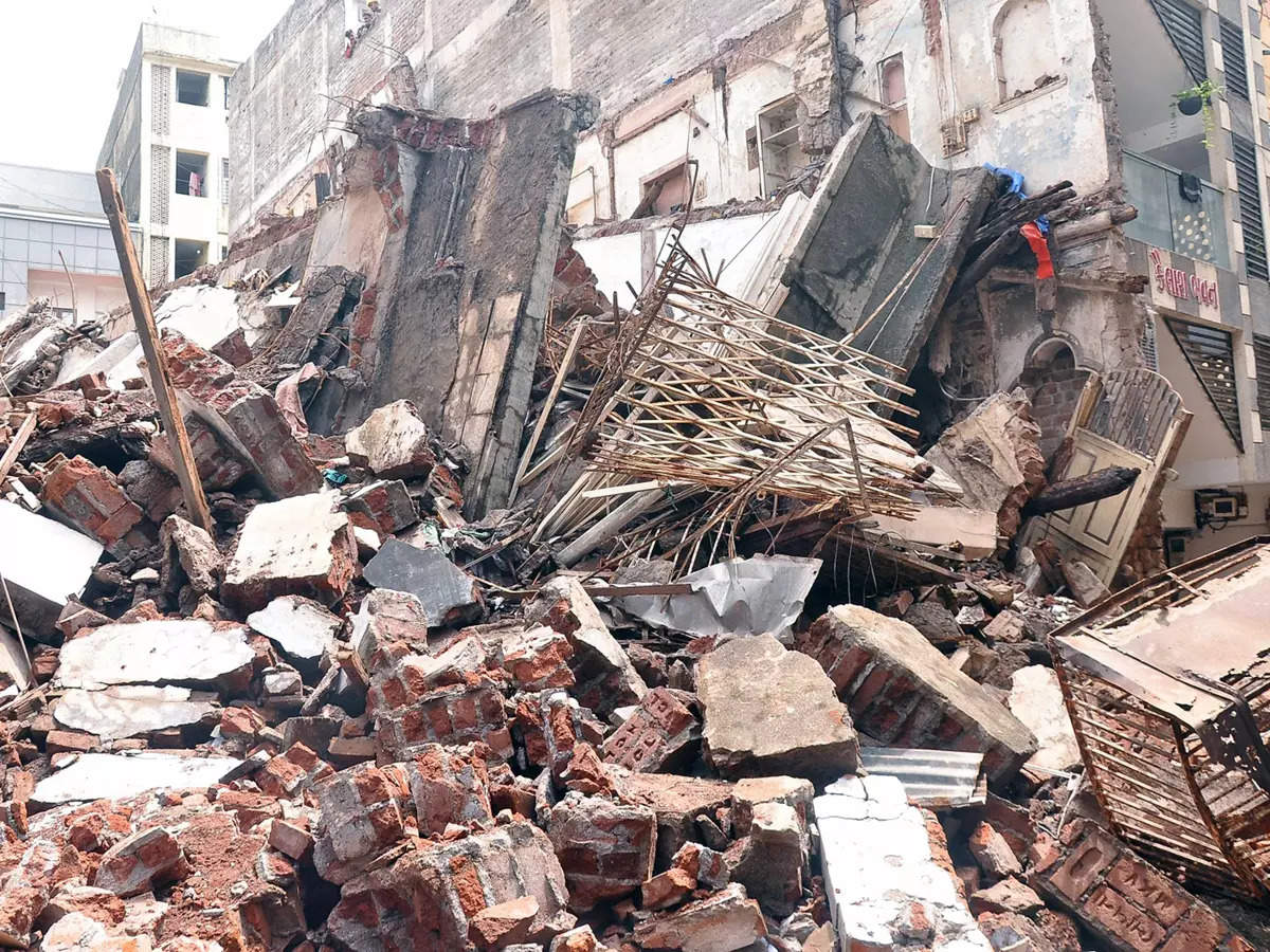 India News Highlights: Six-storey building collapses in Surat city, four to  five people feared trapped - The Economic Times