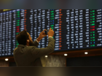 Pakistan Stock Exchange resumed trading after a two hours halt as a fire broke out at the main building in Karachi on Monday morning.