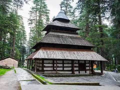 Day 1: Visit Hidimba Devi Temple