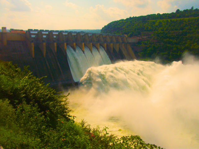 Srisailam Dam: A marvel in Andhra Pradesh