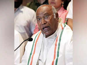 Citing ILO report, Mallikarjun Kharge targets Centre on unemployment