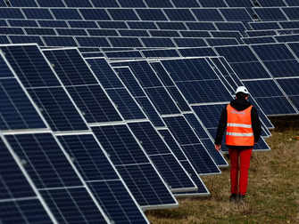 Cues on the critical need to support India’s solar and renewable energy industry:Image