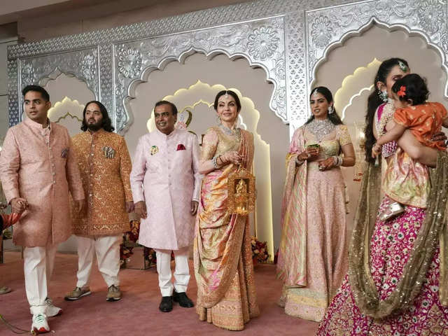 Sarees worth lakhs for guests